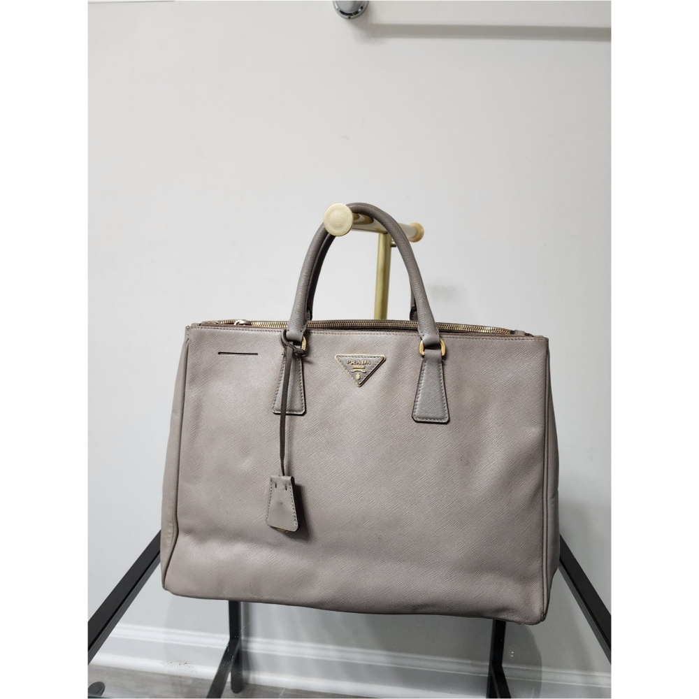 PRADA 2 Tone Saffiano Lux Large Double Zip Tote Bag Beige - Picture 7 of 16